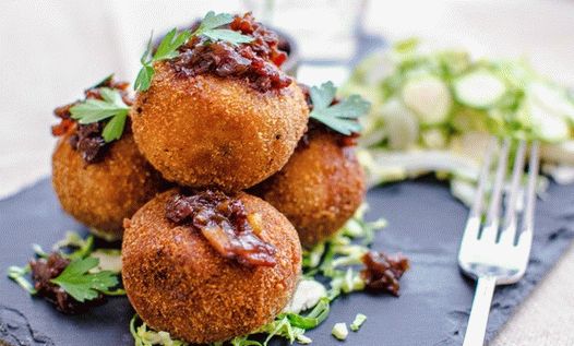 झींगा के साथ अरणिनी की तस्वीर