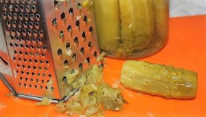 दादी का अचार