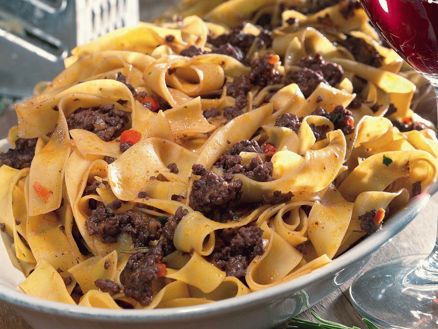 120,131,083,923-130,716,153,243-पी-ओ-pappardelle-boloneze