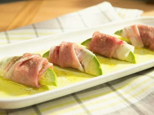 पकव न क  तस व र - एव क ड  क ष ध वर धक prosciutto म   ल पट 