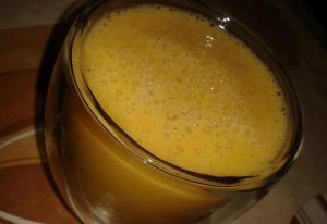 शीतकालीन मंदारिन स्मूथी