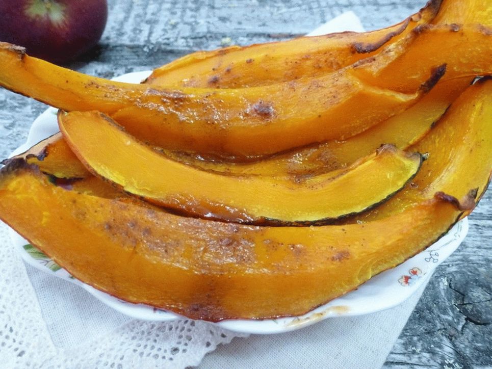 हनी और दालचीनी के साथ कद्दू