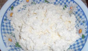 पनीर के साथ पकौड़ी